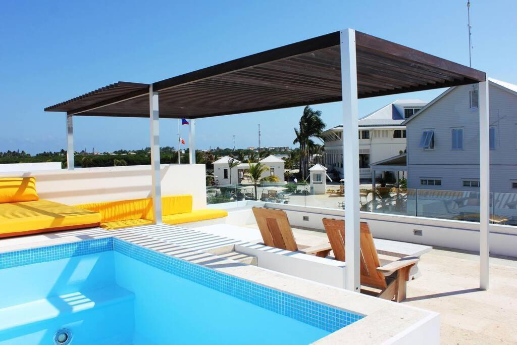 Casa Moderna Fresca And The Poolclub At Mahogany Bay! Villa San Pedro  Exterior photo